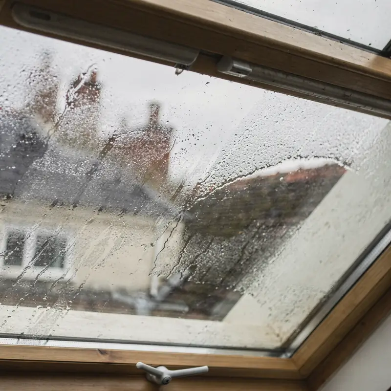 Condensation trapped inside rooflight glazing